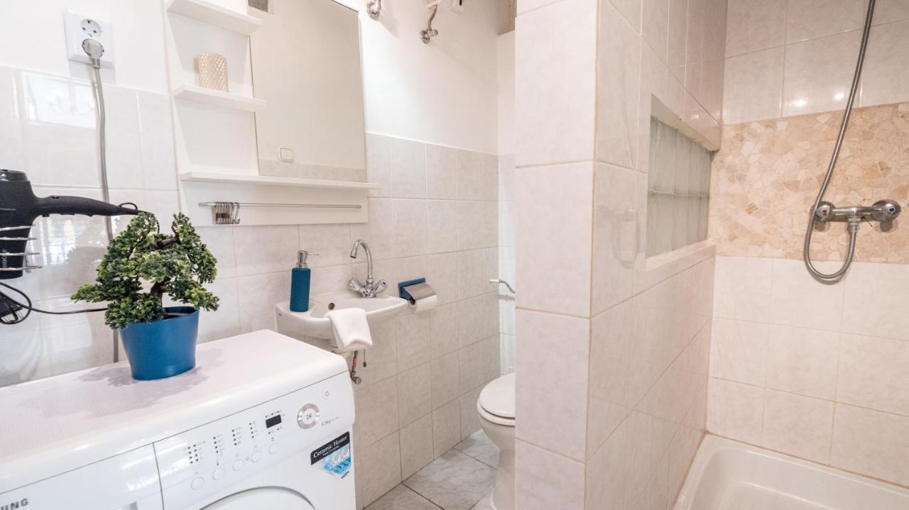Central Quiet Studio B&B, Airport Connection Budapeşte Dış mekan fotoğraf